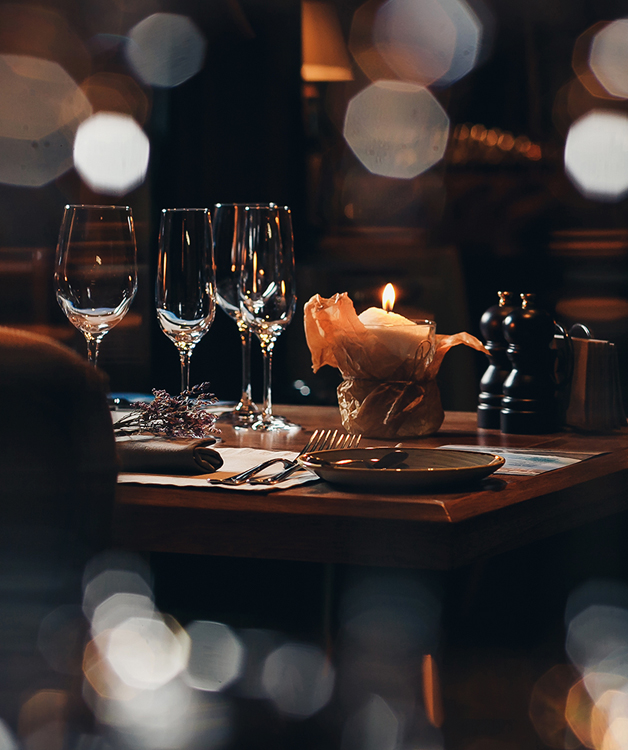 Restaurants & Cafés